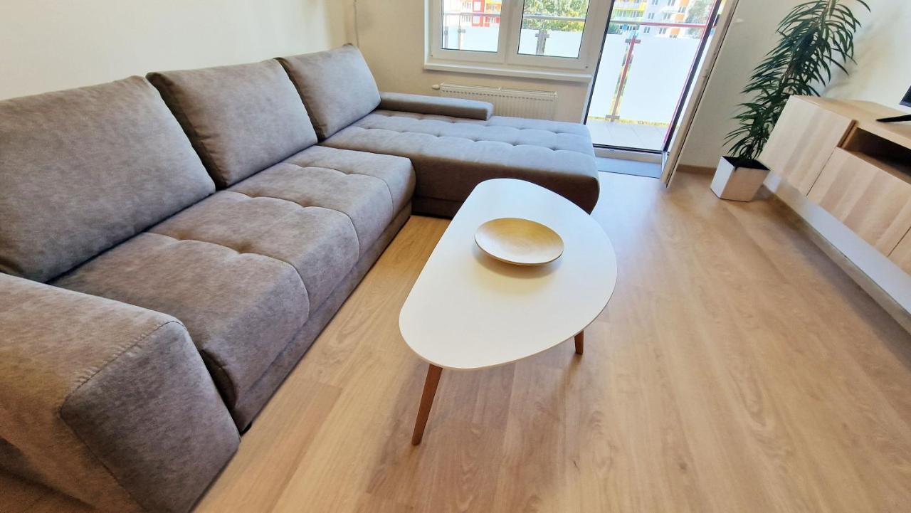Luxo 2 Room Apartments By Bratislavatrip المظهر الخارجي الصورة