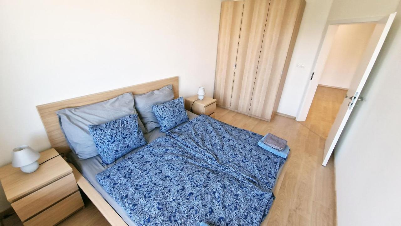 Luxo 2 Room Apartments By Bratislavatrip المظهر الخارجي الصورة
